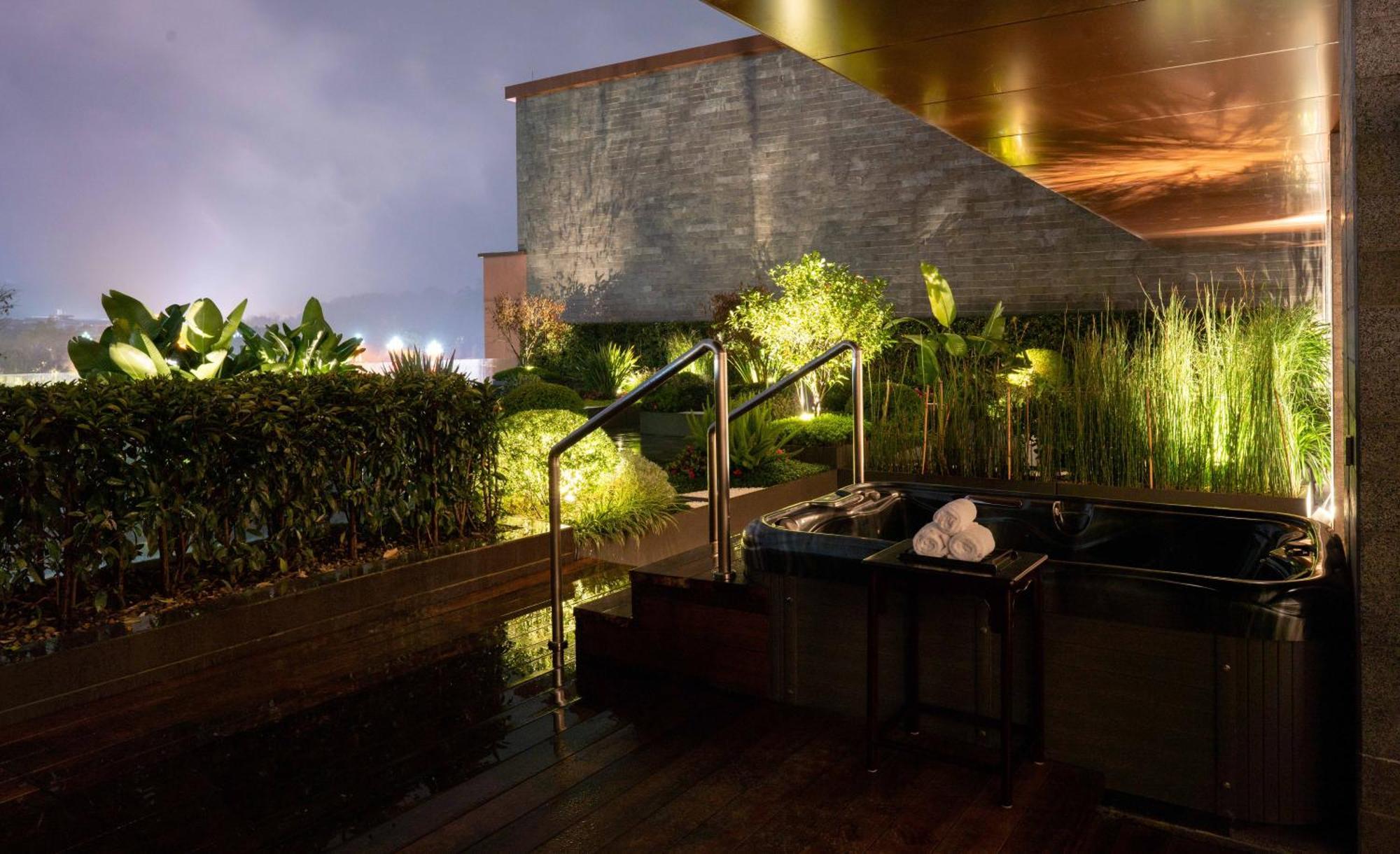 Le Meridien Emei Mountain Resort Emeishan Εξωτερικό φωτογραφία