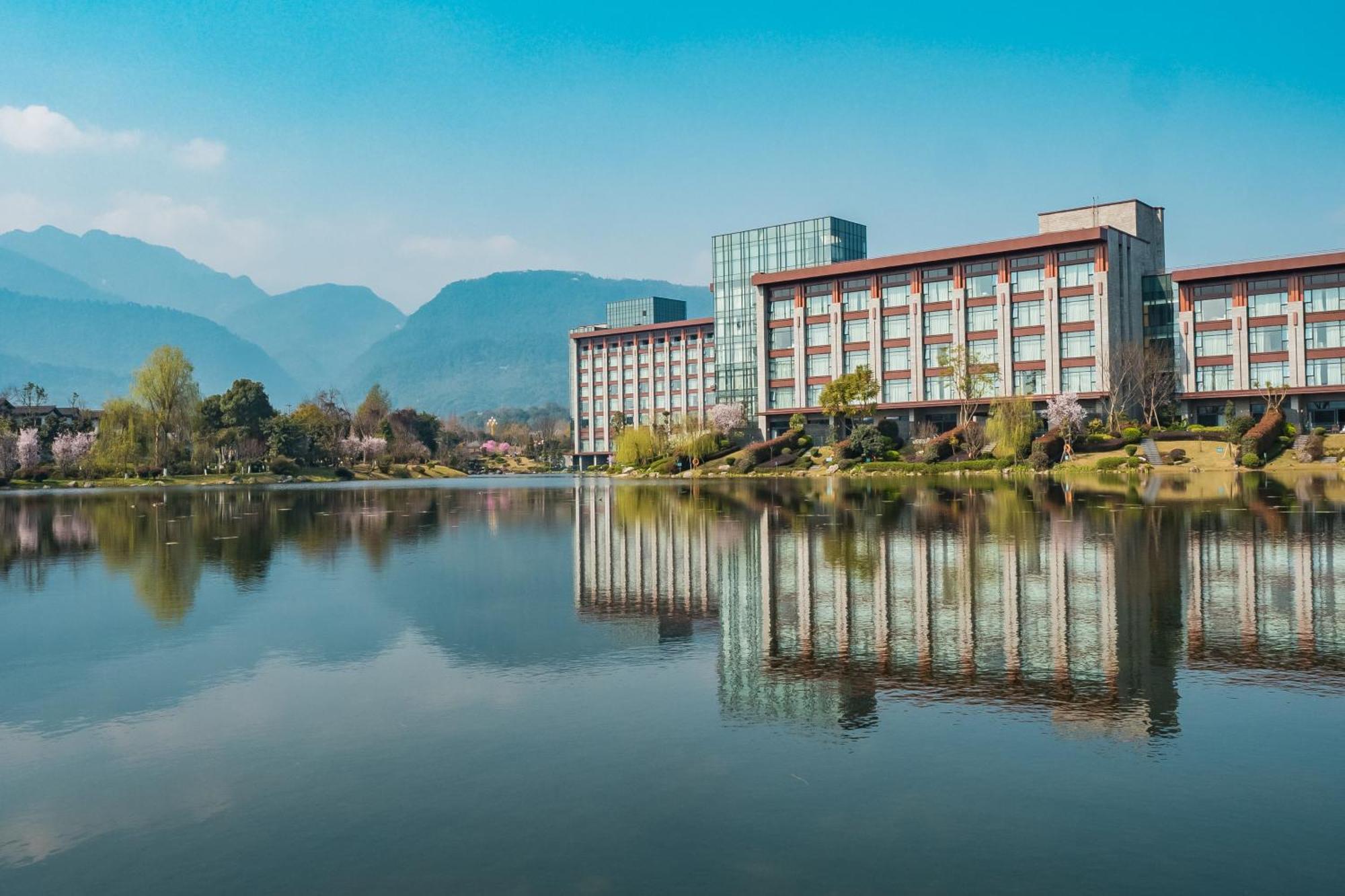 Le Meridien Emei Mountain Resort Emeishan Εξωτερικό φωτογραφία